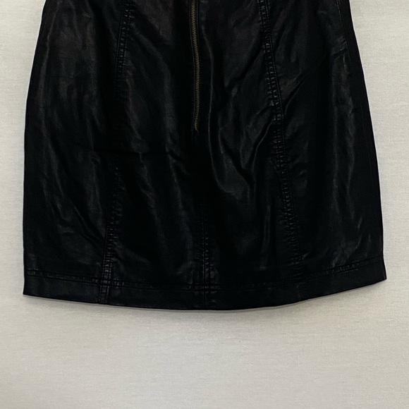 Free People Black Vegan Leather Mini Skirt DD-43 Size 4 - Picture 4 of 15